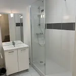 Moderne A 2 Min De La Plage, Vue Mer, Animaux Admis - Fr-1-482-153 아파트 *